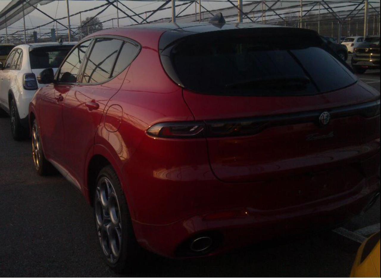ALFA ROMEO Tonale 1.3 280 CV PHEV AT6 Q4 Tributo Italiano - 5