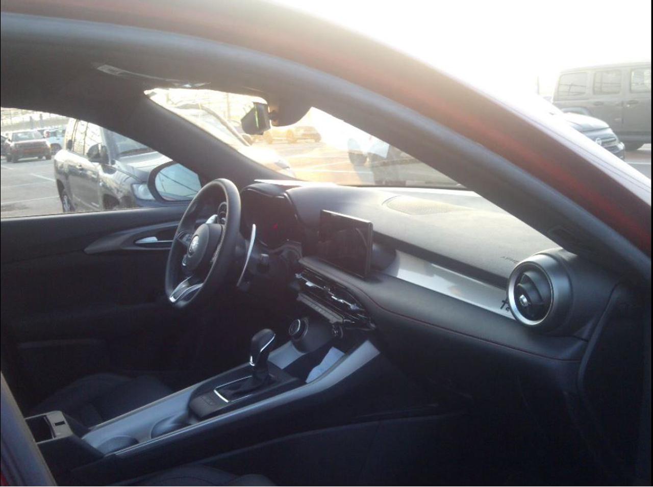 ALFA ROMEO Tonale 1.3 280 CV PHEV AT6 Q4 Tributo Italiano - 6