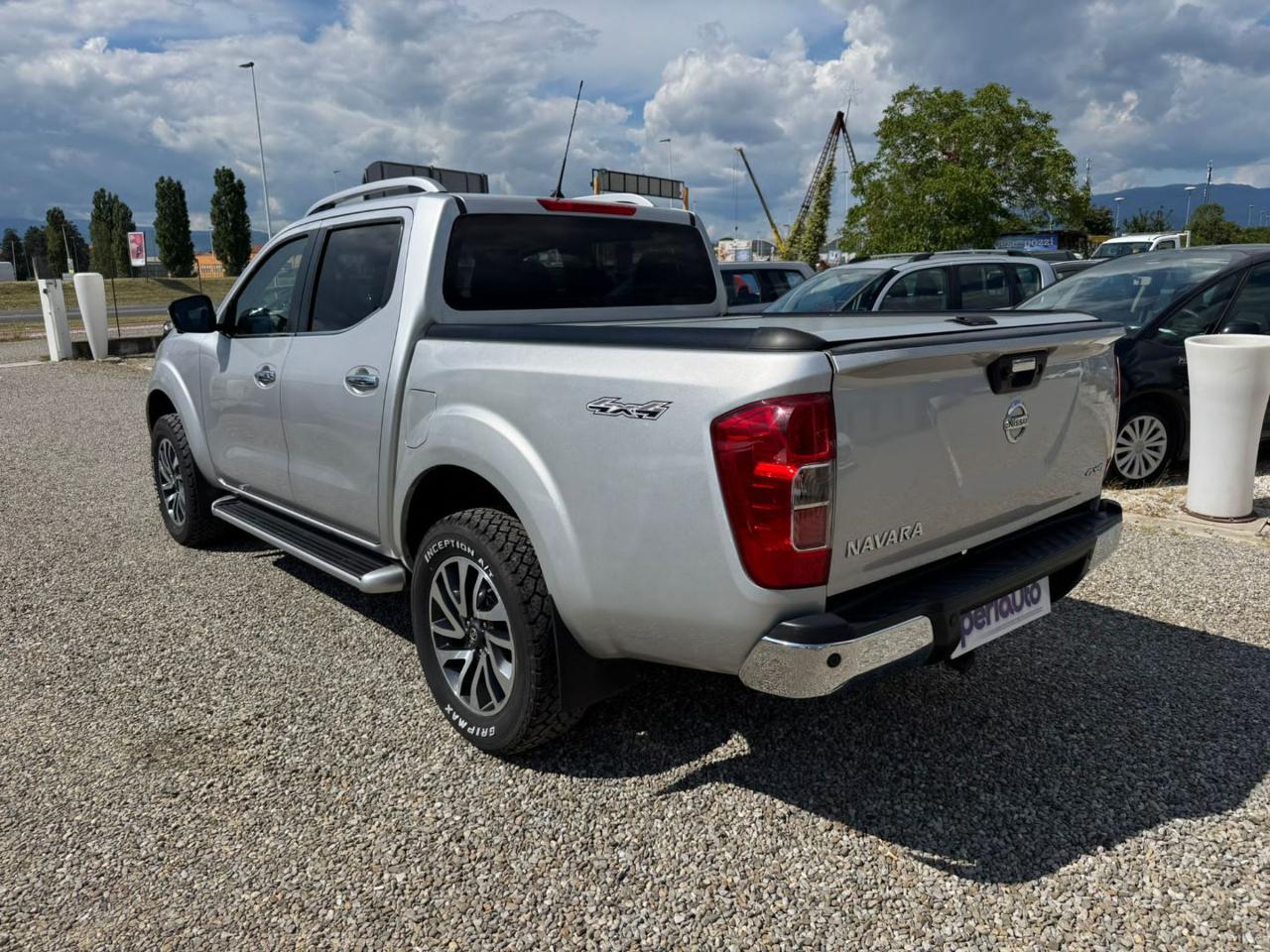 NISSAN Navara 2.3 dCi 190 CV 7AT 4WD Double Cab N-Connecta - 6