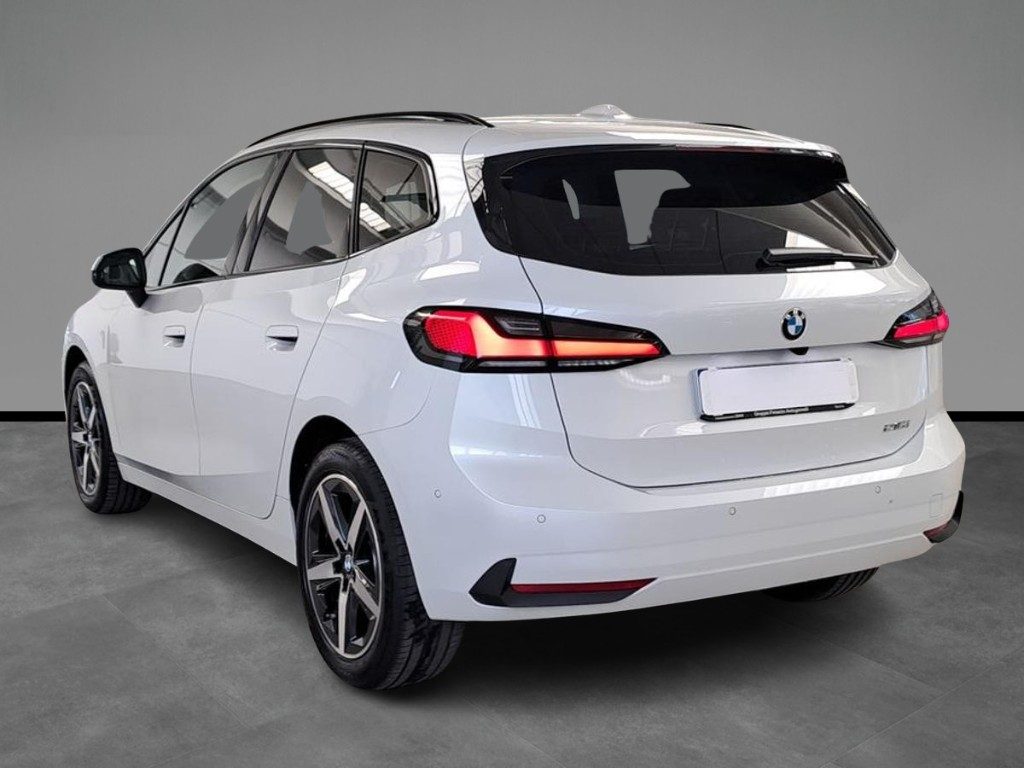 BMW 216 i Active Tourer Aut. - 3
