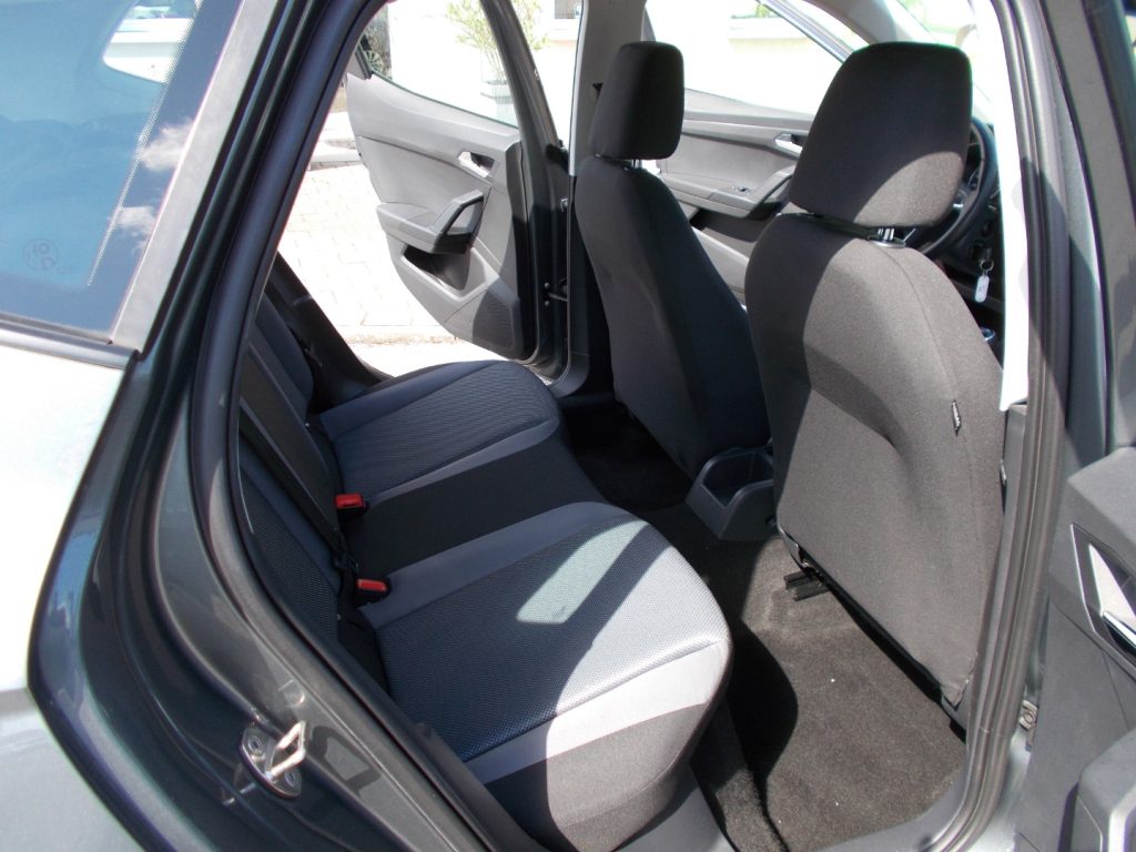 SEAT Arona 1.0 EcoTSI Reference - 12