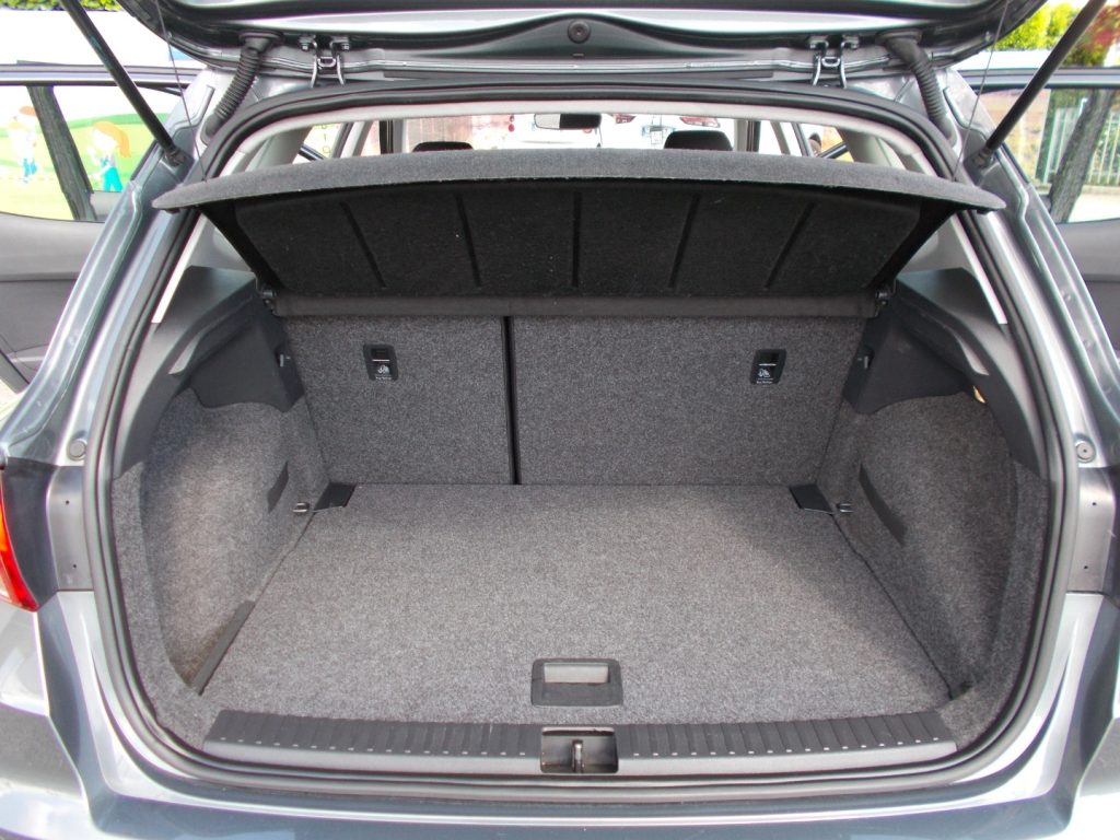 SEAT Arona 1.0 EcoTSI Reference - 16