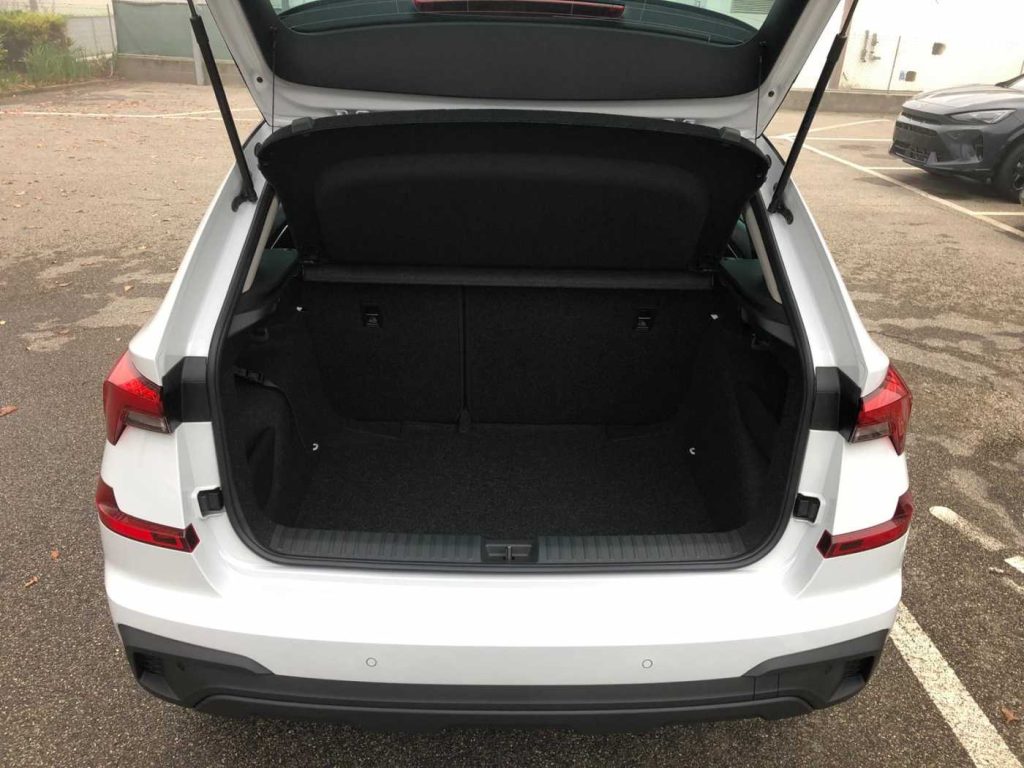 SKODA Kamiq 1.0 TSI 115 CV Be More - 8
