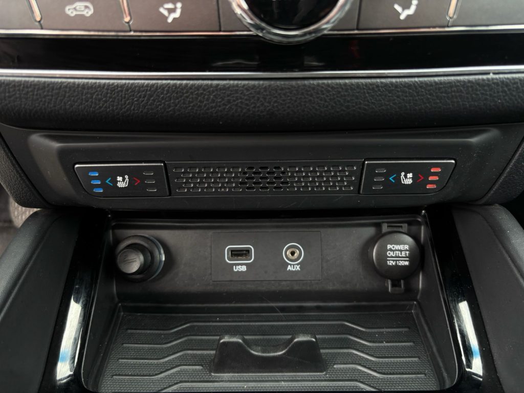 SSANGYONG REXTON 2.2 4WD Dream 7 posti bicolor - 24