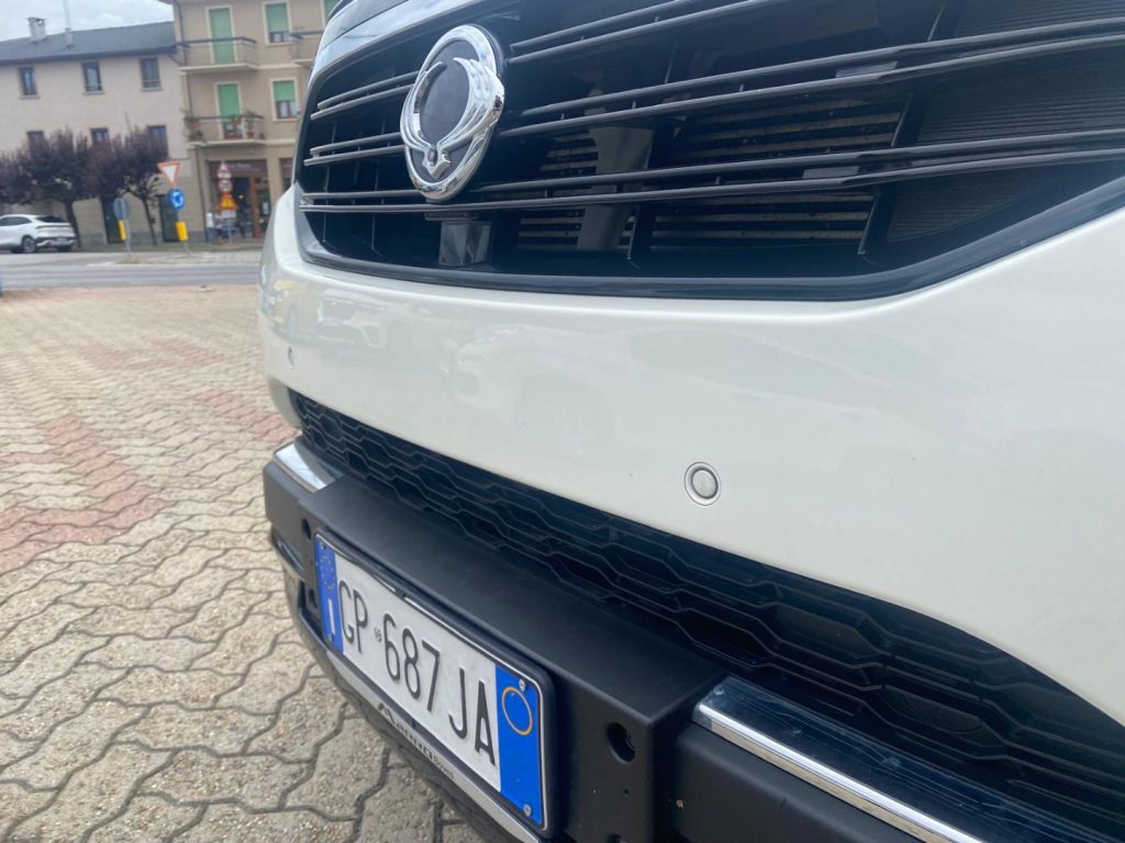 SSANGYONG REXTON 2.2 4WD Dream 7 posti bicolor - 8