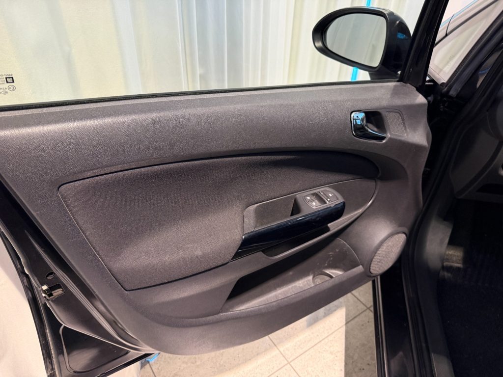 OPEL Corsa 1.3 CDTI 95CV ***HÄNDLER*** - 8