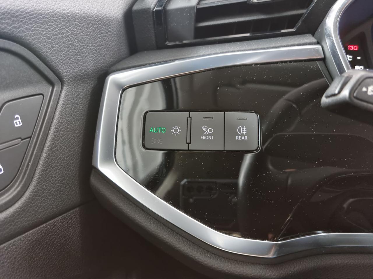 AUDI Q3 35 TDI S tronic S line edition - 29