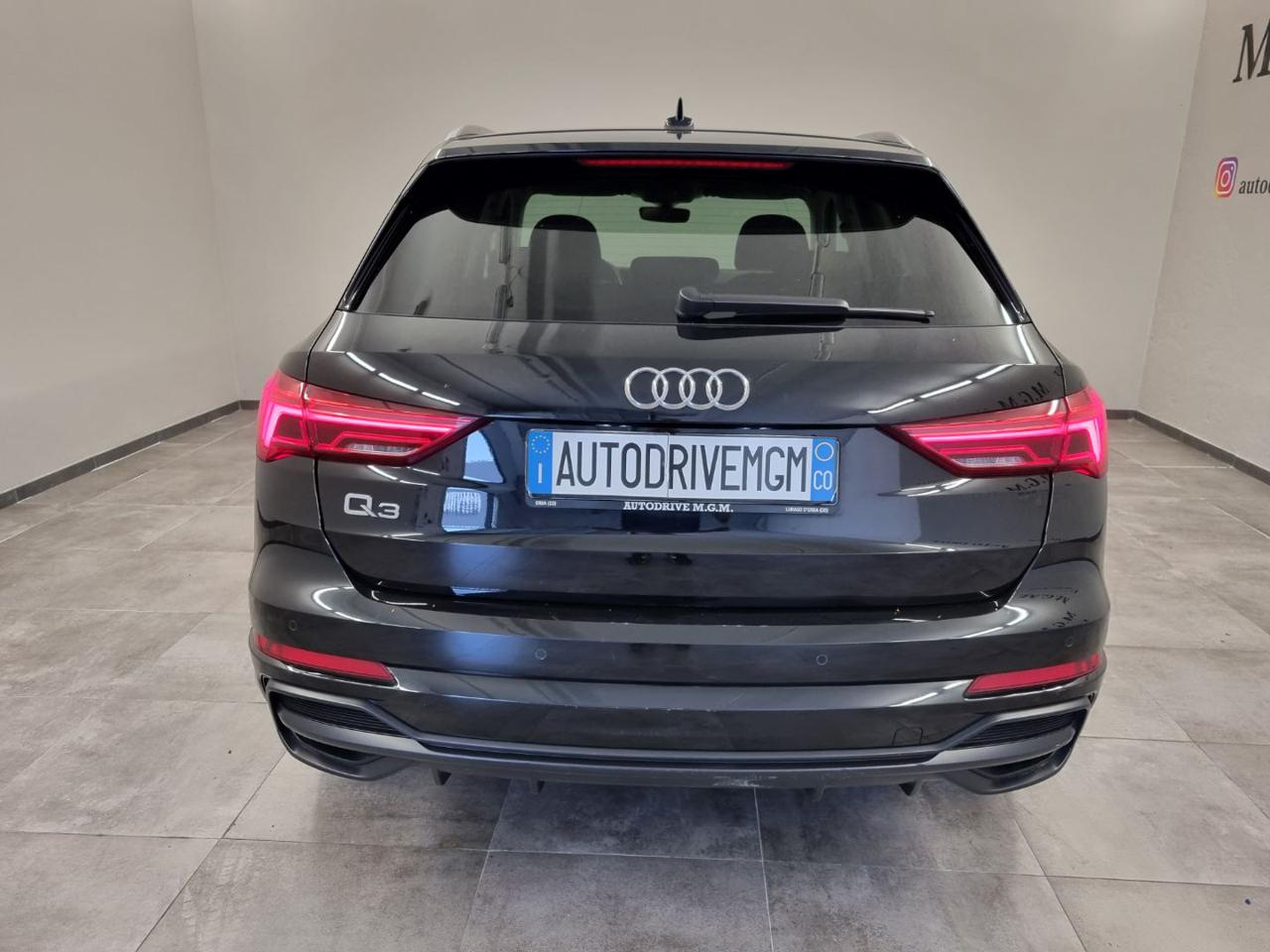 AUDI Q3 35 TDI S tronic S line edition - 33