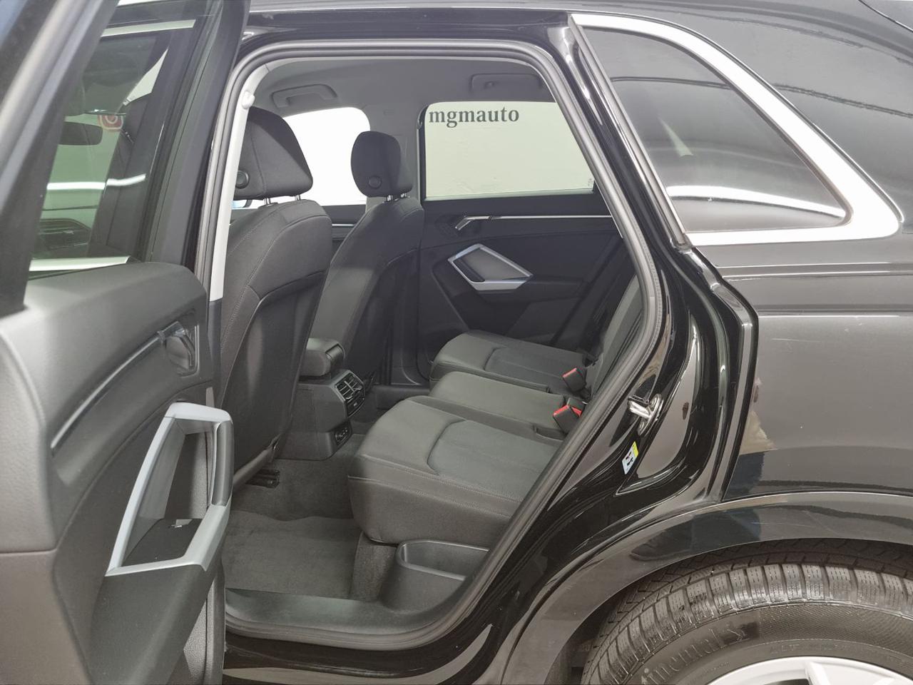 AUDI Q3 35 TDI S tronic S line edition - 10