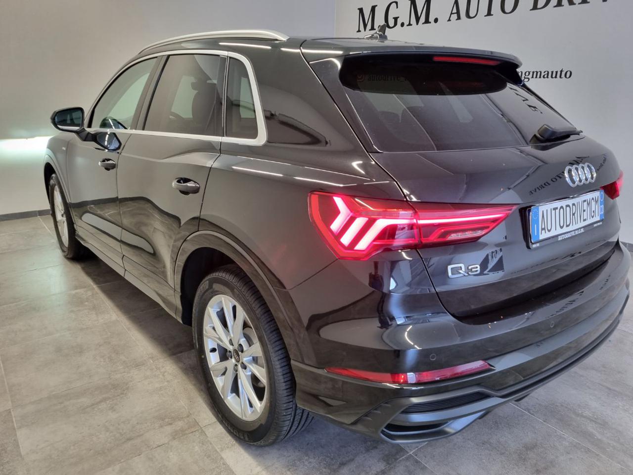 AUDI Q3 35 TDI S tronic S line edition - 34