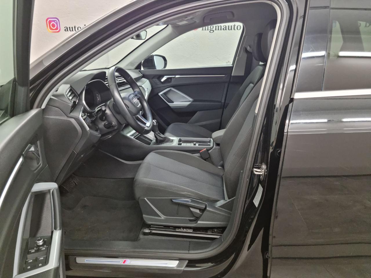 AUDI Q3 35 TDI S tronic S line edition - 8