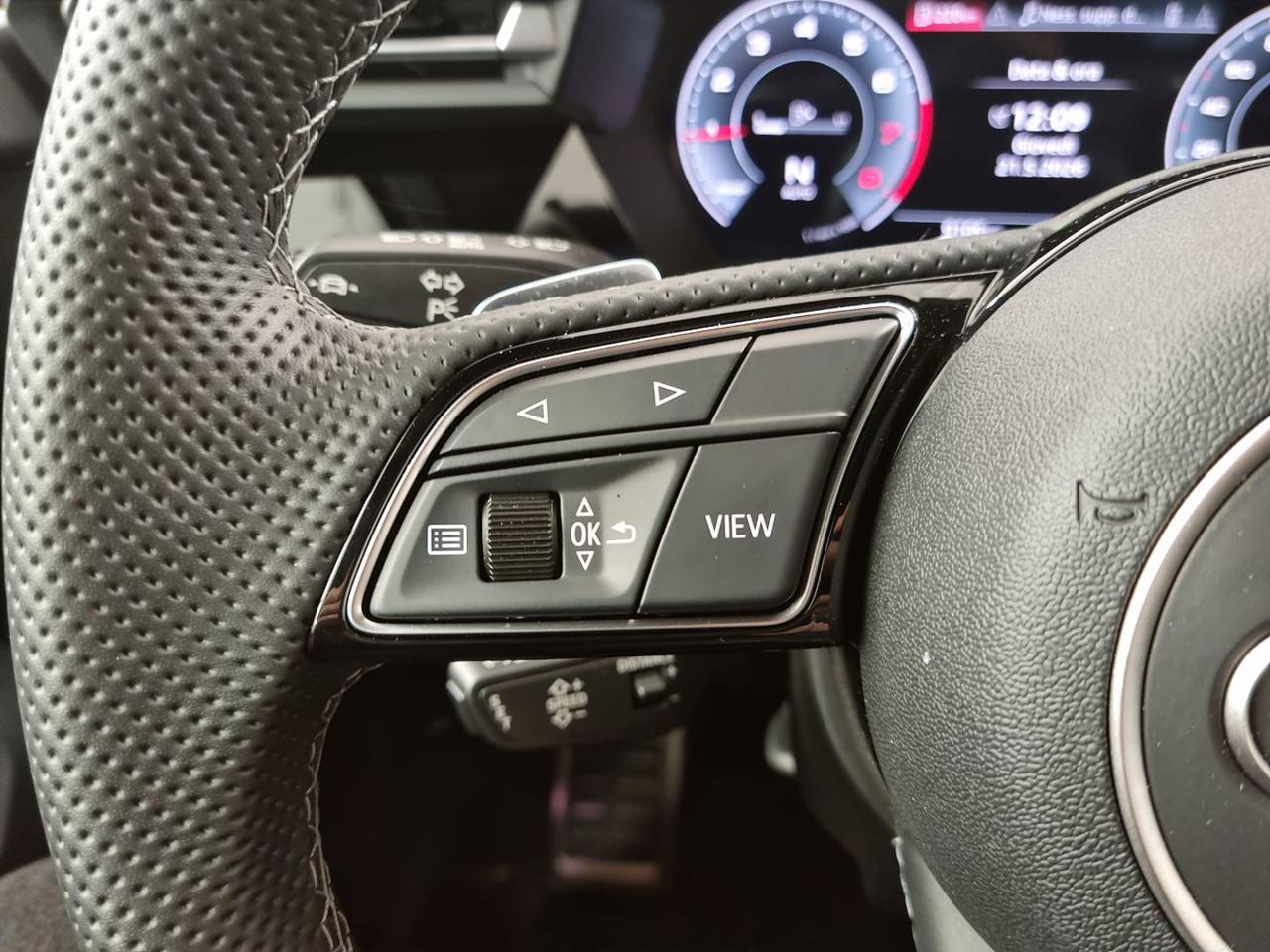 AUDI A3 allstreet TFSI 110 kW S tronic Identity Contrast - 29