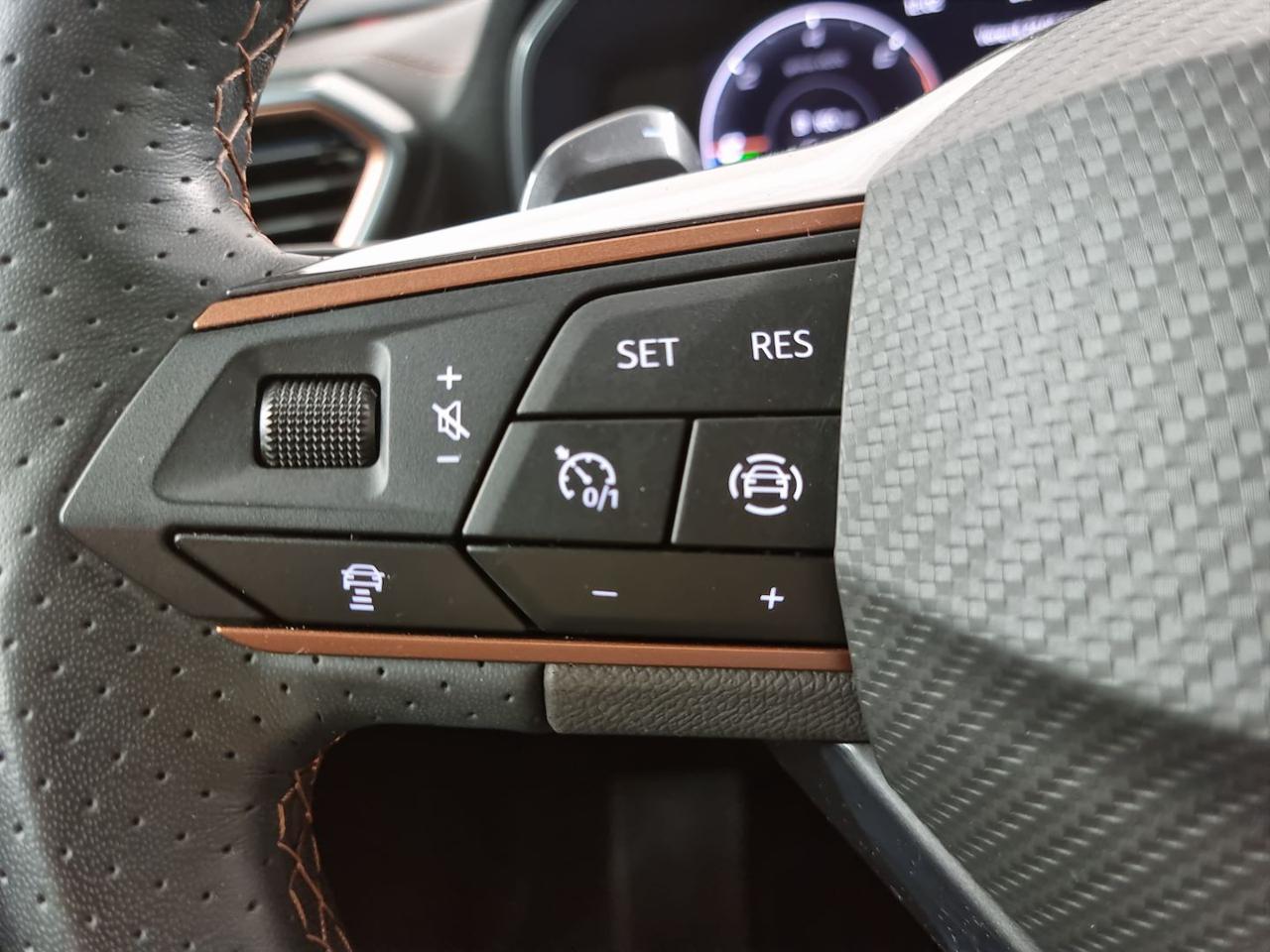 CUPRA Formentor 1.4 e-Hybrid DSG 204 Cv - 32