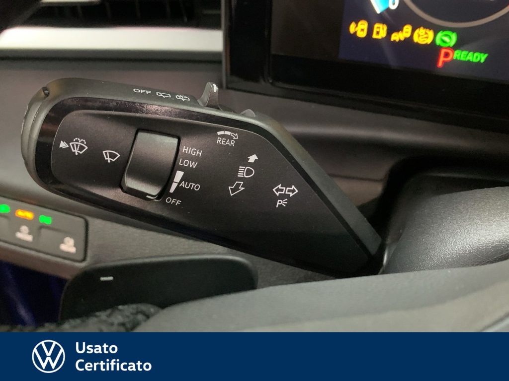 VOLKSWAGEN T-Roc 1.5 etsi r-line 150cv dsg - 12