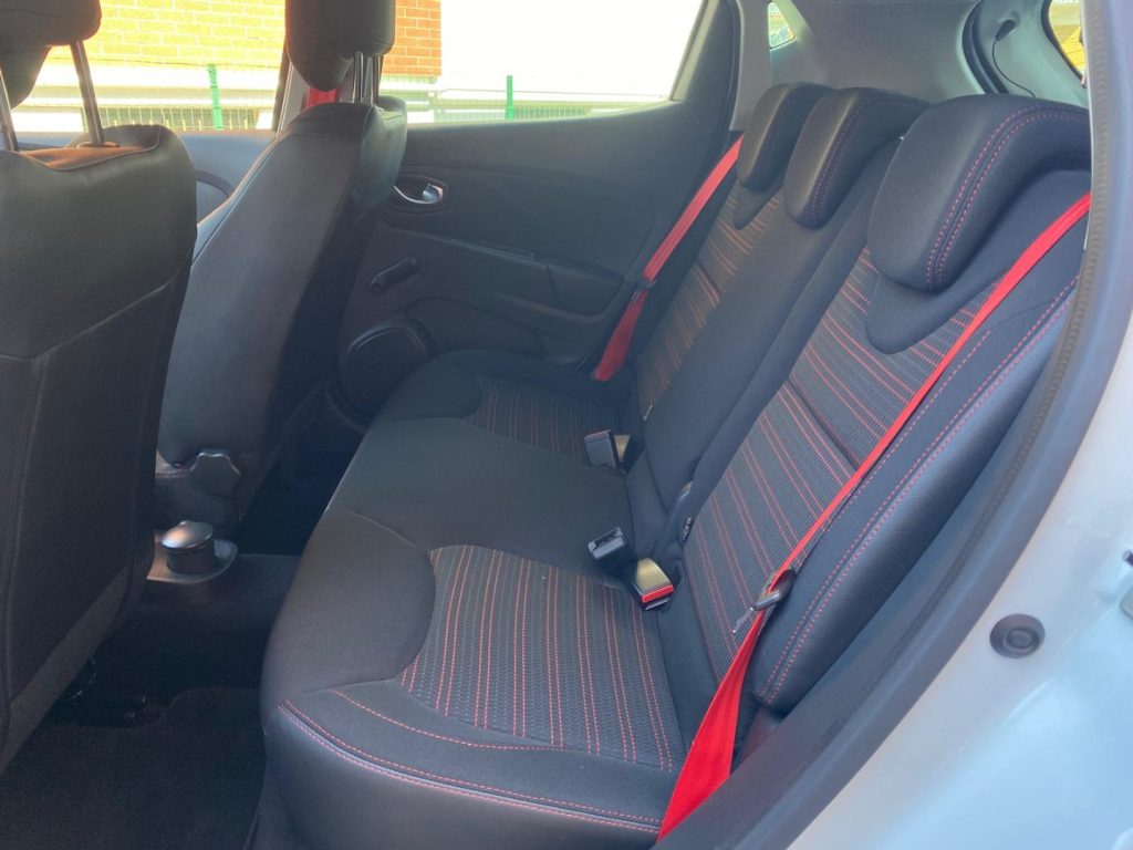 RENAULT Clio TCe 220CV EDC Energy R.S. Trophy - 13
