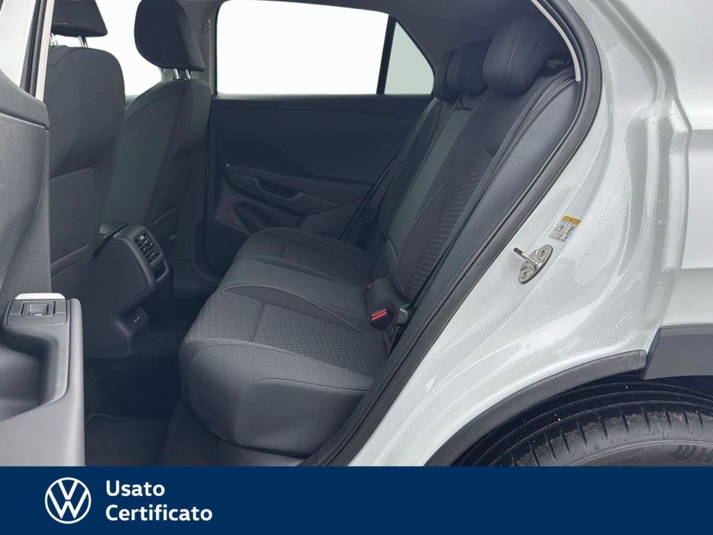 VOLKSWAGEN T-Roc 1.5 etsi life 150cv dsg - 10