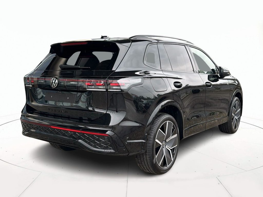 VOLKSWAGEN Tiguan Nuova Tiguan R-Line Plus 1.5 TSI eHybrid 150 kW (2 - 3