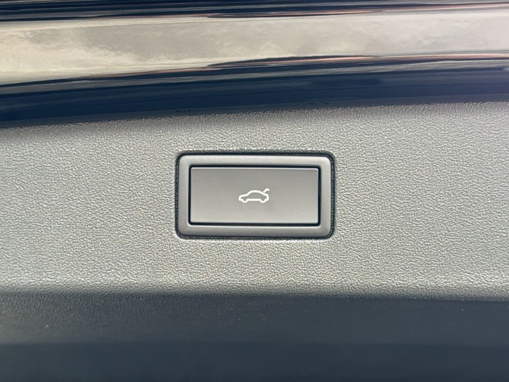 VOLKSWAGEN Tiguan Nuova Tiguan R-Line Plus 1.5 TSI eHybrid 150 kW (2 - 12