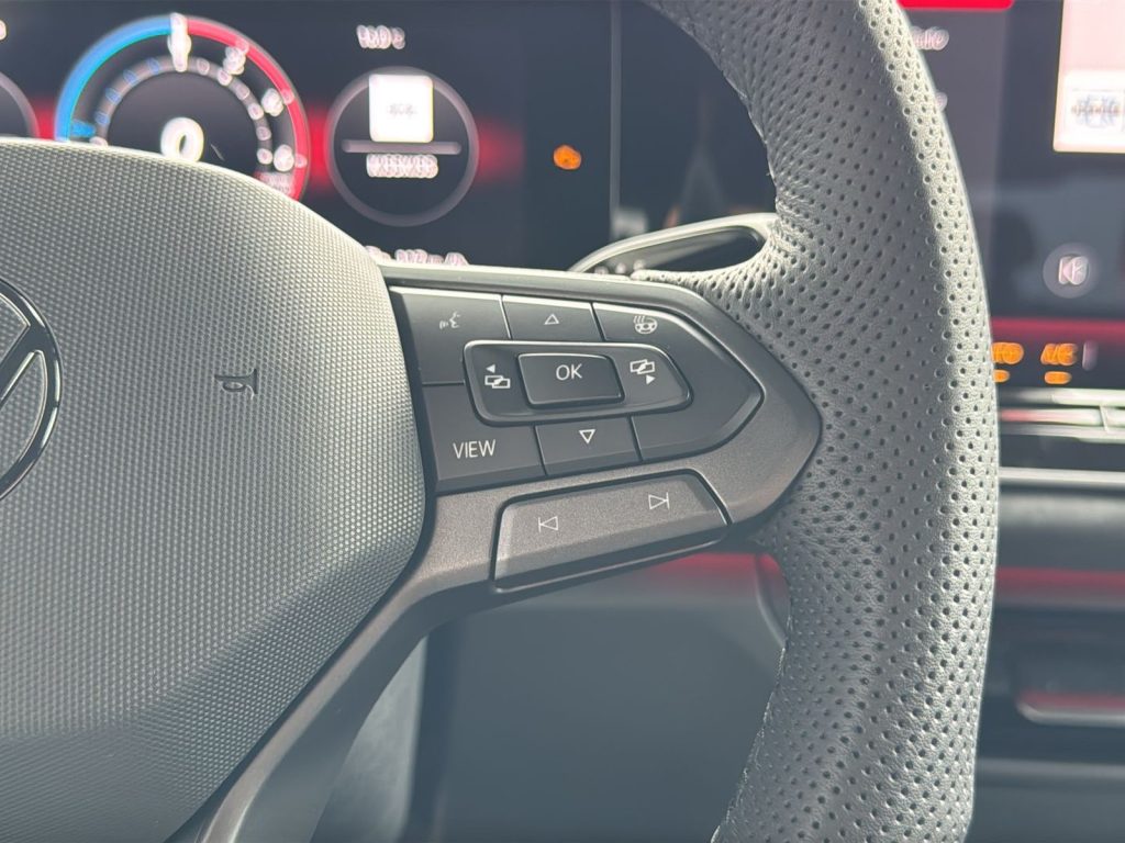 VOLKSWAGEN Tiguan Nuova Tiguan R-Line Plus 1.5 TSI eHybrid 150 kW (2 - 19