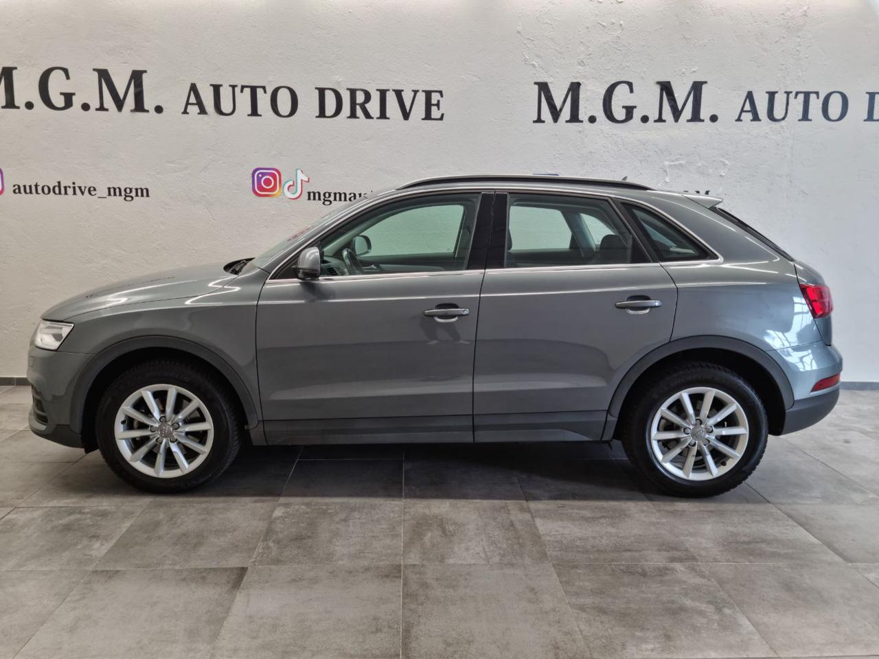 AUDI Q3 2.0 TFSI 180 CV quattro S tronic Business - 2