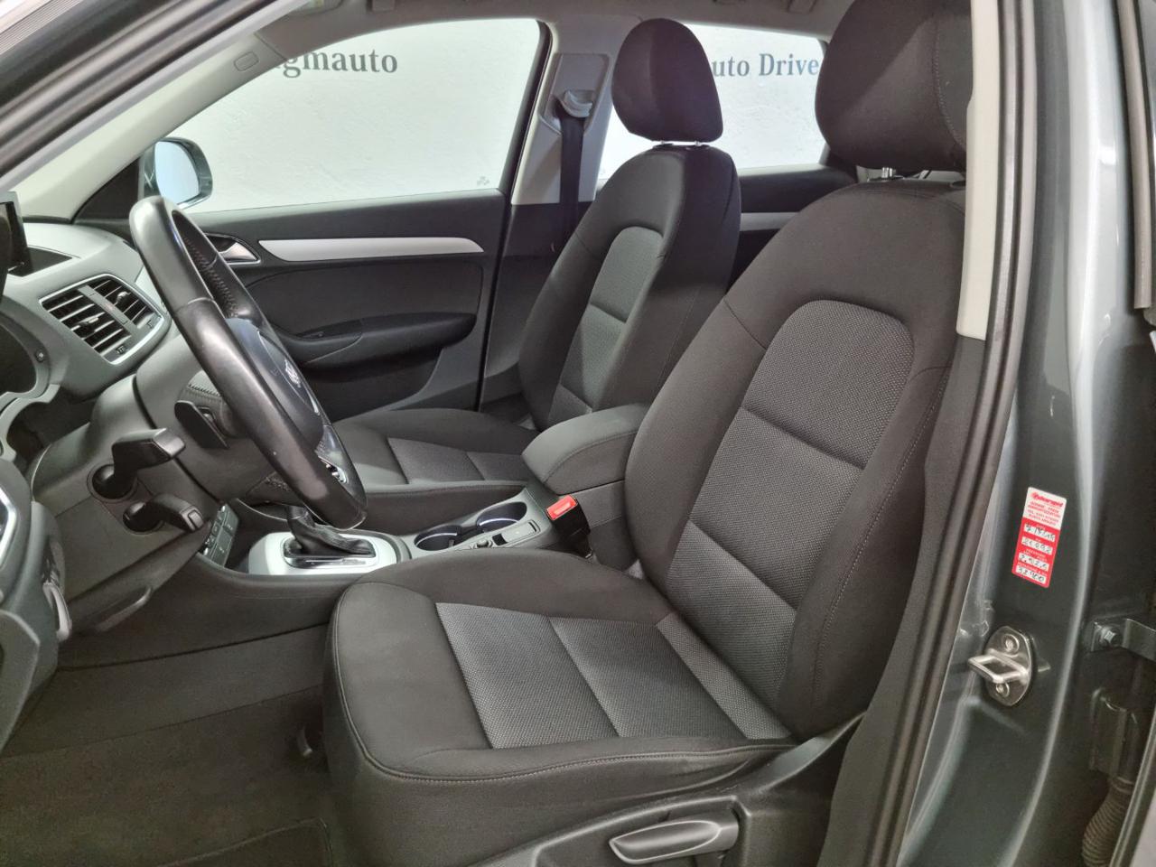 AUDI Q3 2.0 TFSI 180 CV quattro S tronic Business - 23