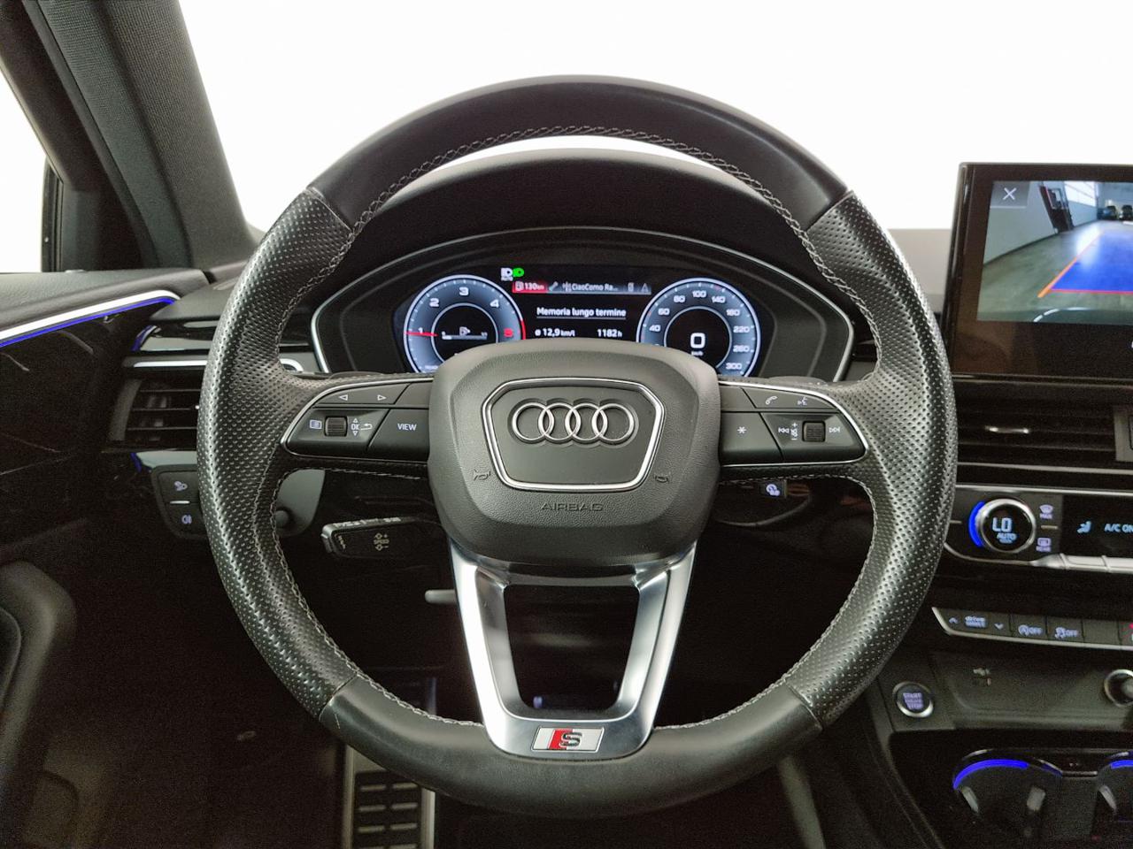 AUDI A4 Avant 40 TDI quattro S tronic S line edition - 26