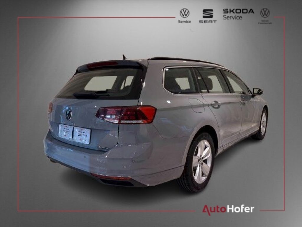 VOLKSWAGEN Passat Variant 2.0 TDI 4MOTION DSG Business ACC Camera Navi - 3