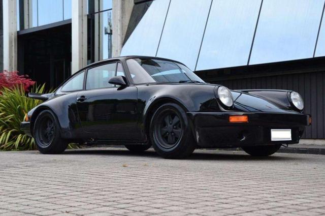 PORSCHE 911 Nero pastello