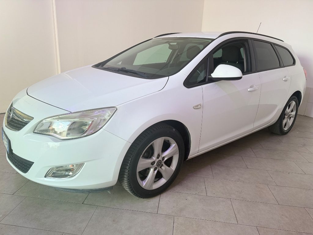 OPEL Astra 1.7 CDTI 110CV Sports Tourer Cosmo - 19