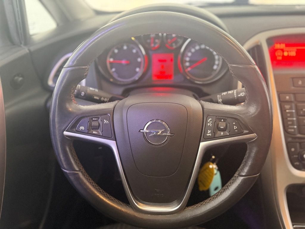 OPEL Astra 1.7 CDTI 110CV Sports Tourer Cosmo - 13