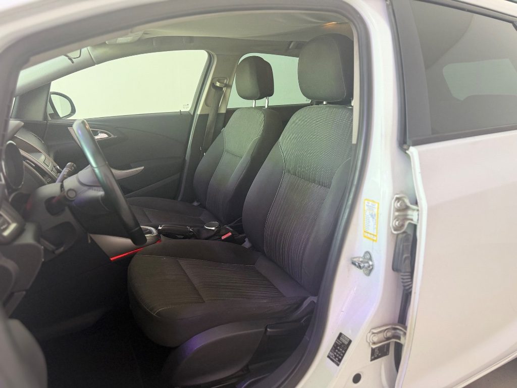 OPEL Astra 1.7 CDTI 110CV Sports Tourer Cosmo - 3