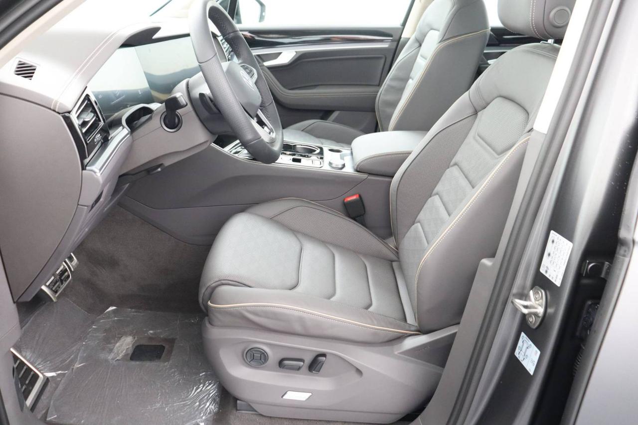 VOLKSWAGEN Touareg 3.0 V6 TDI SCR 286 cv. R-Line Final Edition - 13