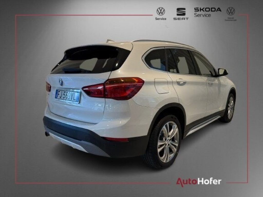 BMW X1 sDrive18d Sport Line Navi Bluetooth Radio - 3