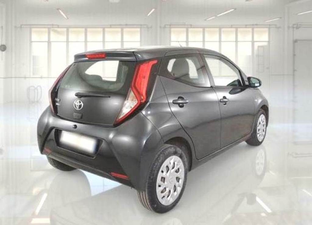 TOYOTA Aygo Connect 1.0 VVT-i 72 CV 5 porte x-play - 2