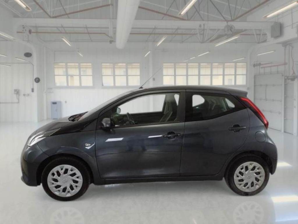 TOYOTA Aygo Connect 1.0 VVT-i 72 CV 5 porte x-play - 5