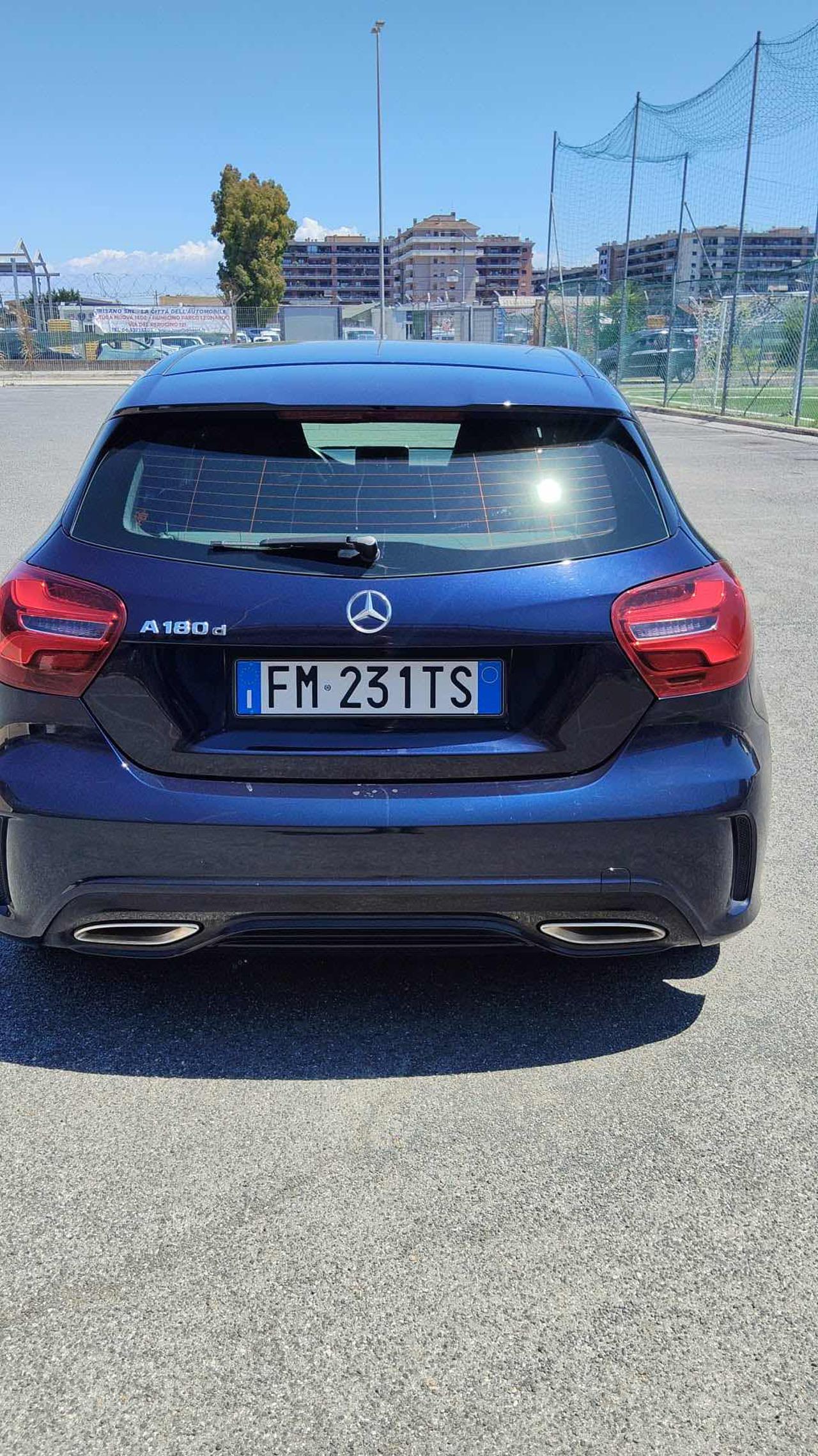 MERCEDES-BENZ A 180 Premium Diesel Euro 6 Tetto Apribile - 12