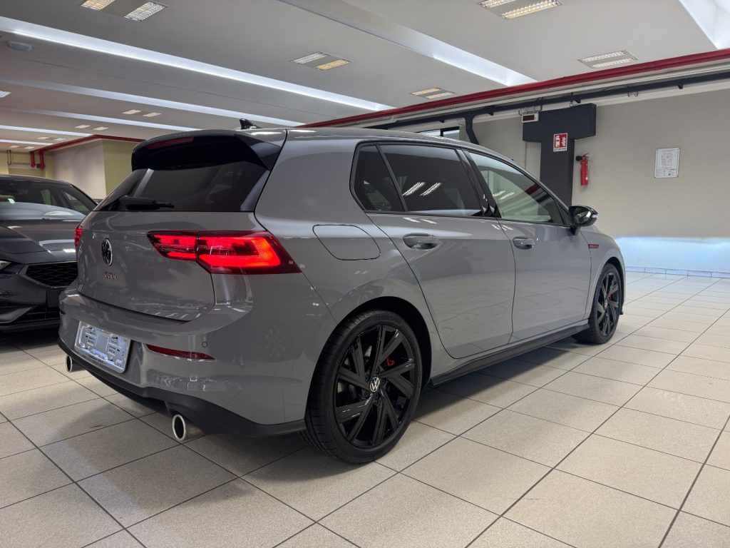 VOLKSWAGEN Golf 2.0 TSI DSG GTI - 6