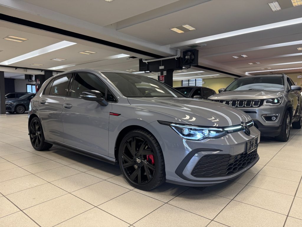 VOLKSWAGEN Golf 2.0 TSI DSG GTI - 3