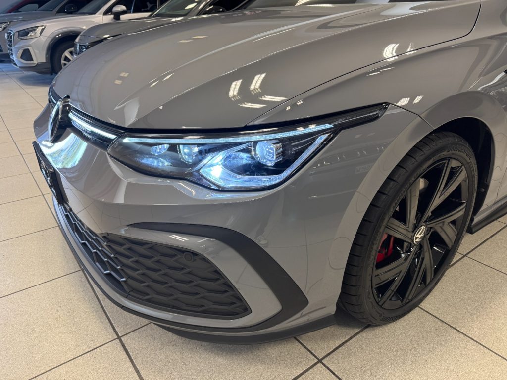 VOLKSWAGEN Golf 2.0 TSI DSG GTI - 8
