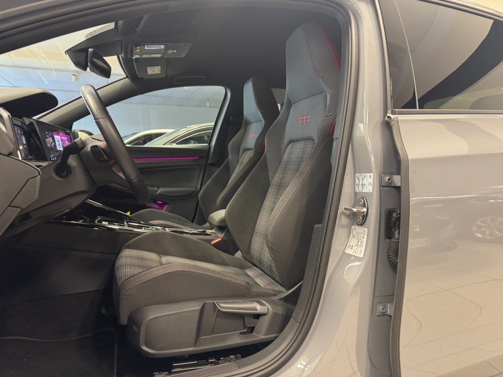 VOLKSWAGEN Golf 2.0 TSI DSG GTI - 18