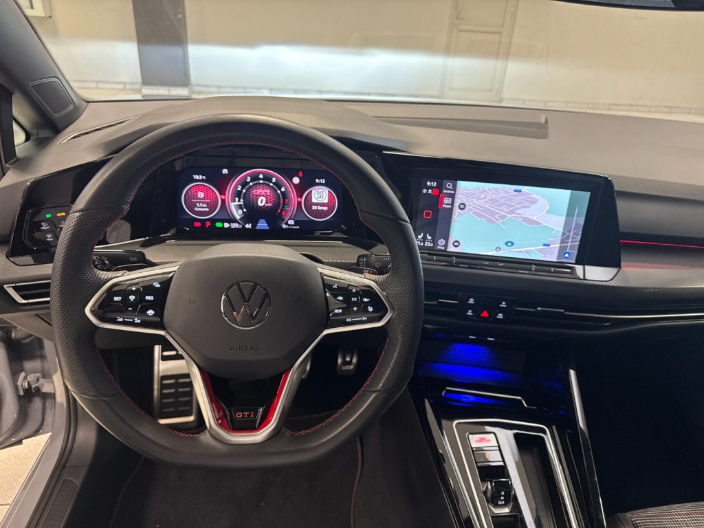 VOLKSWAGEN Golf 2.0 TSI DSG GTI - 11