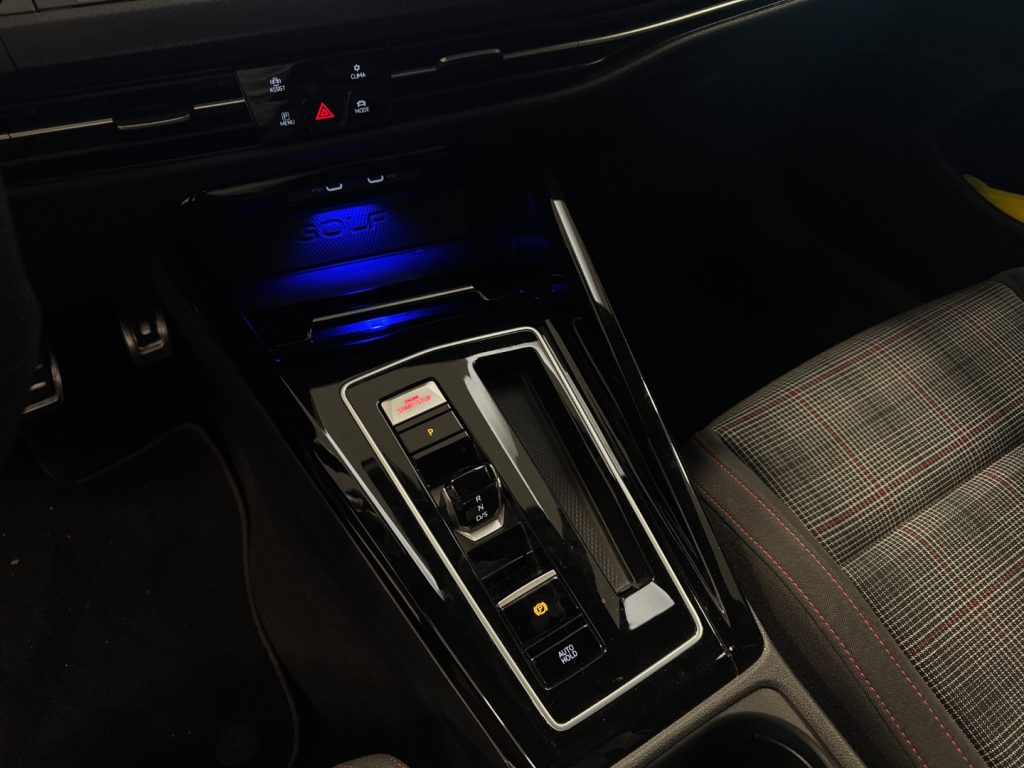 VOLKSWAGEN Golf 2.0 TSI DSG GTI - 13