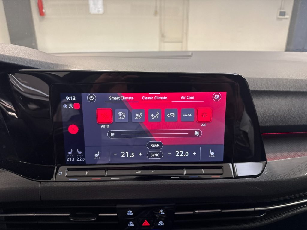 VOLKSWAGEN Golf 2.0 TSI DSG GTI - 20