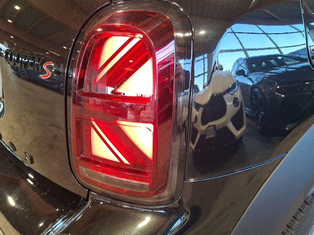 MINI Mini 2.0 Cooper S Yours Countryman ALL4 - 7