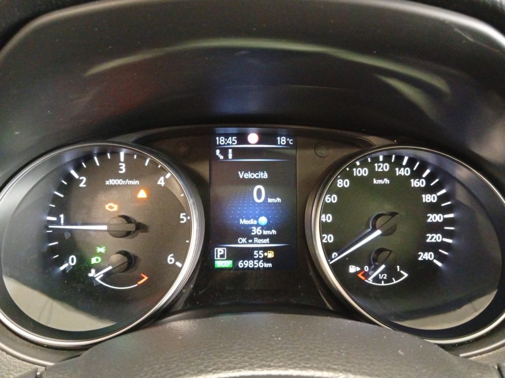 NISSAN Qashqai Qashqai 1.6 dci Tekna 2wd 130cv xtronic - 9