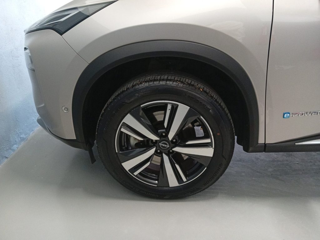 NISSAN X-Trail X-Trail 1.5 e-power Tekna Executive Pack e-4orce 4 - 8
