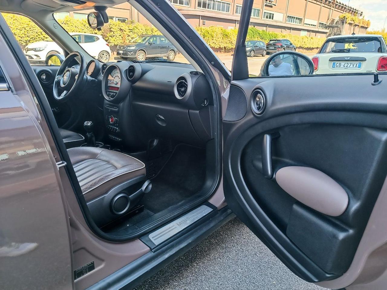 MINI Countryman Mini Cooper D Countryman ALL4 4 posti - 13