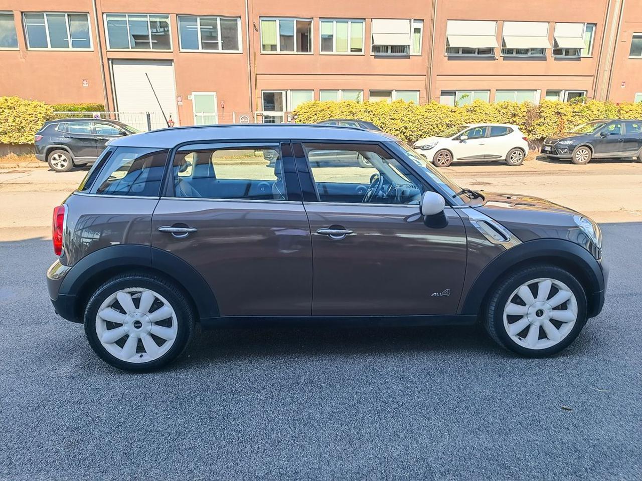 MINI Countryman Mini Cooper D Countryman ALL4 4 posti - 26