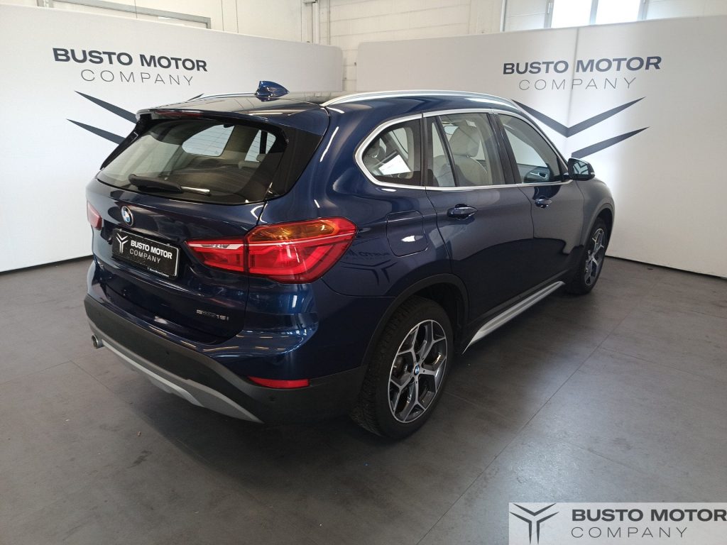 BMW X1 sdrive18i xLine 140cv auto 7m - 4