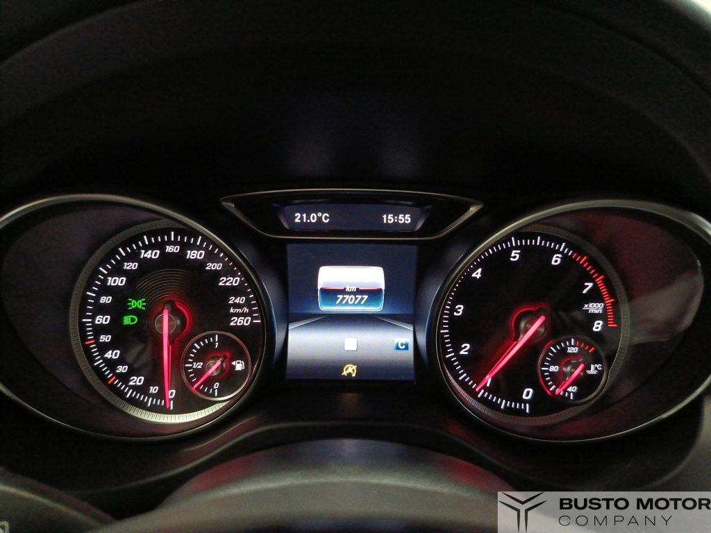 MERCEDES-BENZ CLA 180 180 Executive FL - 12